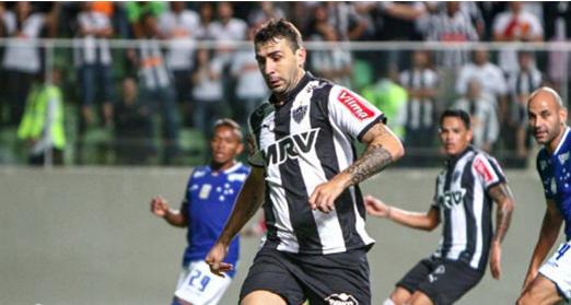 张镇麟：新赛季加盟上海从点滴做起，希望和弗格为球队做贡献